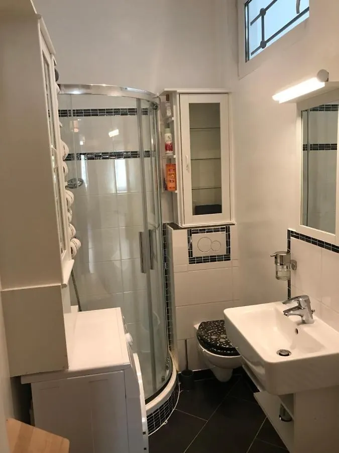 Nice Apartment Near Schoenbrunn And Downtown Vienna